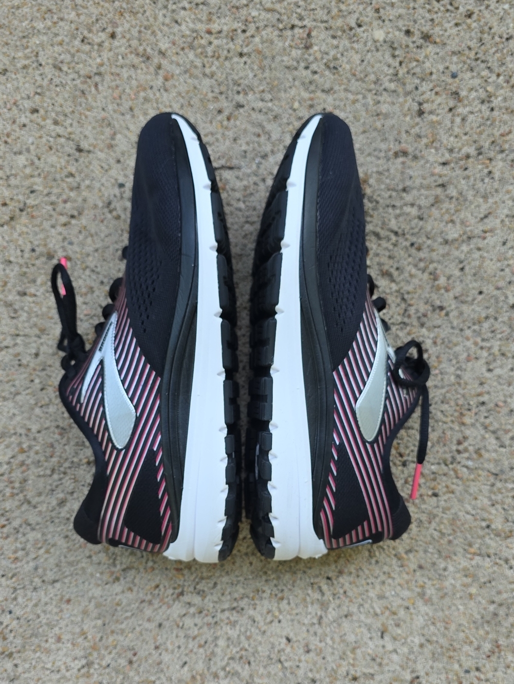 Brooks Addiction 14 Black Hot Pink Running Walking Shoes Sneakers Size 9.5 - Picture 5 of 14